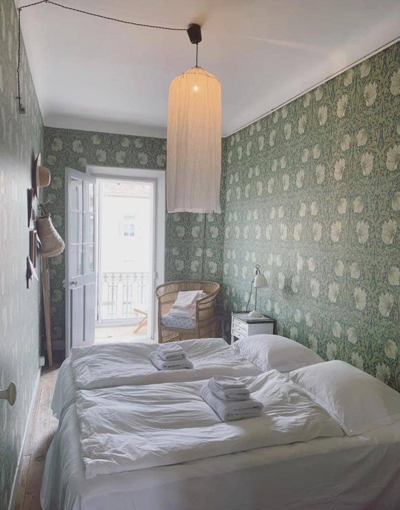 Apartment French Classic Apartm 2 Bedroom Location *