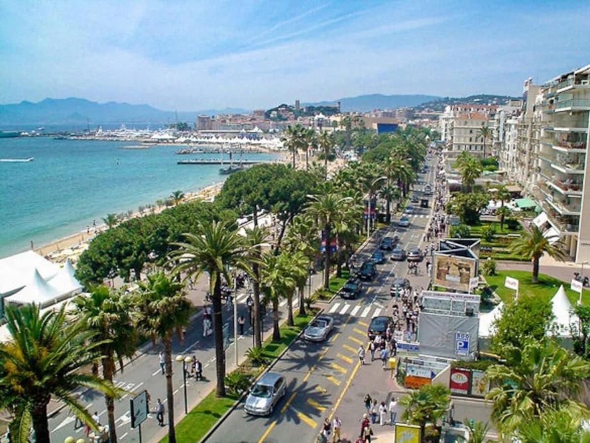 French Classic Apartm 2 Bedroom Location Apartment Cannes